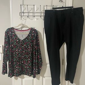 Floral Long Sleeve Top 2x and Black jeans 24w Set